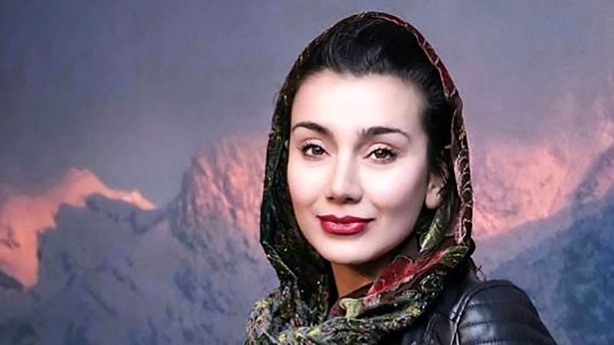 چهره روز | استایل دهه شصتی خاطره خاتمی در یک کنسرت