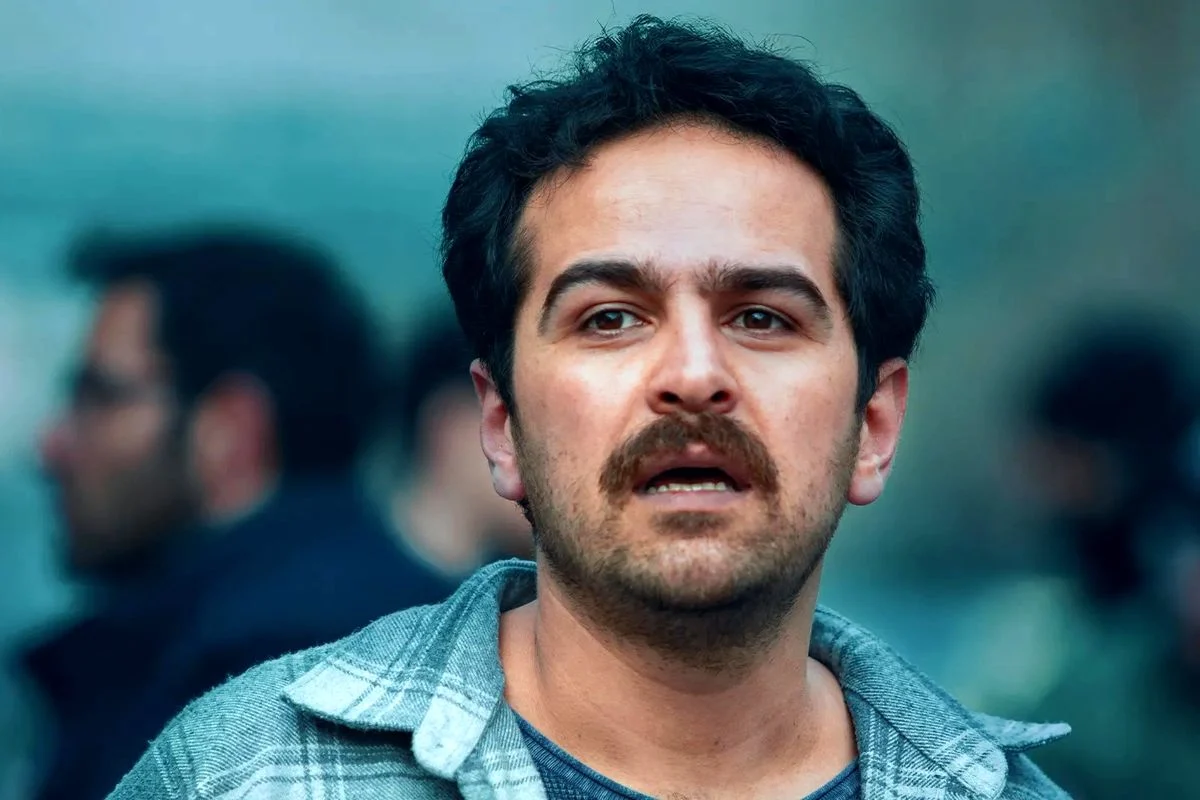 چهره روز | استایل اسپرت امیرِ سریال «آبان» جلب‌توجه کرد