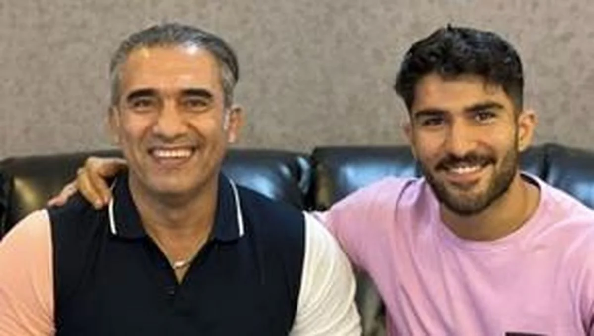 تصویر روز | تیپ متفاوت احمدرضا عابدزاده در عکس جدیدش تصویر روز | تیپ متفاوت احمدرضا عابدزاده در عکس جدیدش