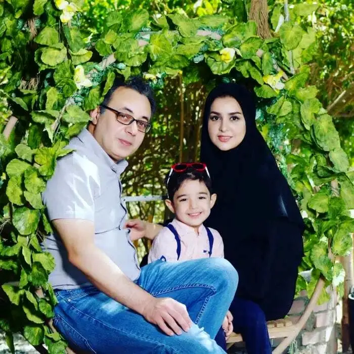 عکس در زمان|شعله رزمجو؛ از دنیای علم تا حواشی زندگی شخصی عکس در زمان|شعله رزمجو؛ از دنیای علم تا حواشی زندگی شخصی