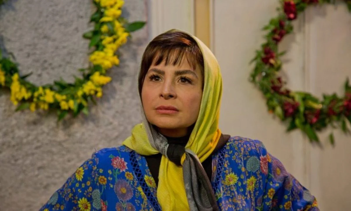 تصویر روز | سیما تیرانداز با این استایل به مهمانی مدیری رفت