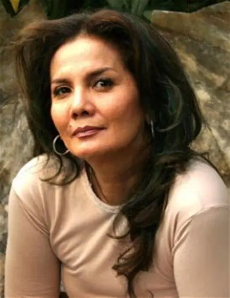 عکس در زمان|زندگی خصوصی و بیوگرافی کریستین حکیم، بانوی افسانهای سینمای اندونزی عکس در زمان|زندگی خصوصی و بیوگرافی کریستین حکیم، بانوی افسانهای سینمای اندونزی