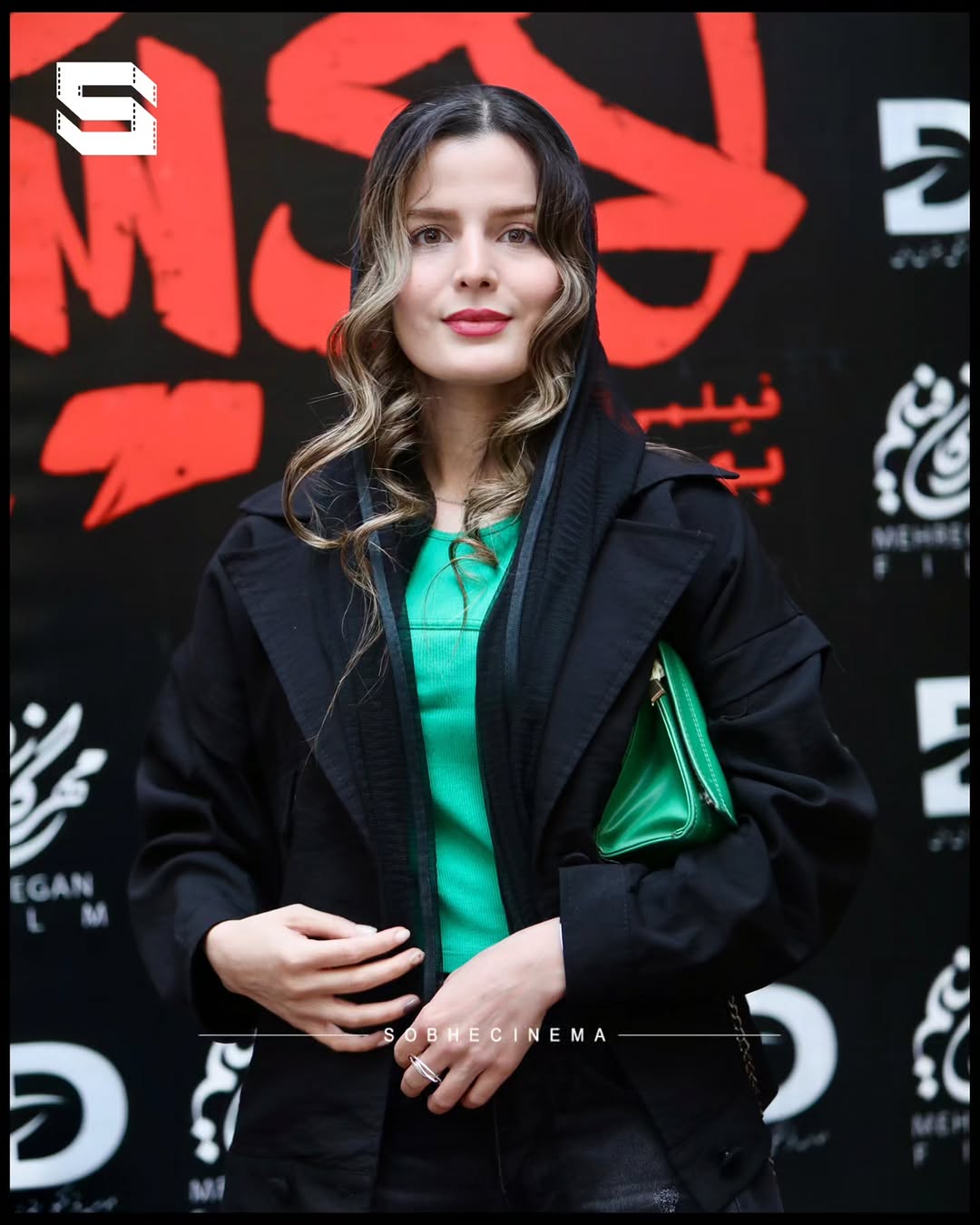 عکس در زمان | استایل جذاب «غزاله اکرمی» بازیگر نقش سوجان در یک مراسم عکس در زمان | استایل جذاب «غزاله اکرمی» بازیگر نقش سوجان در یک مراسم