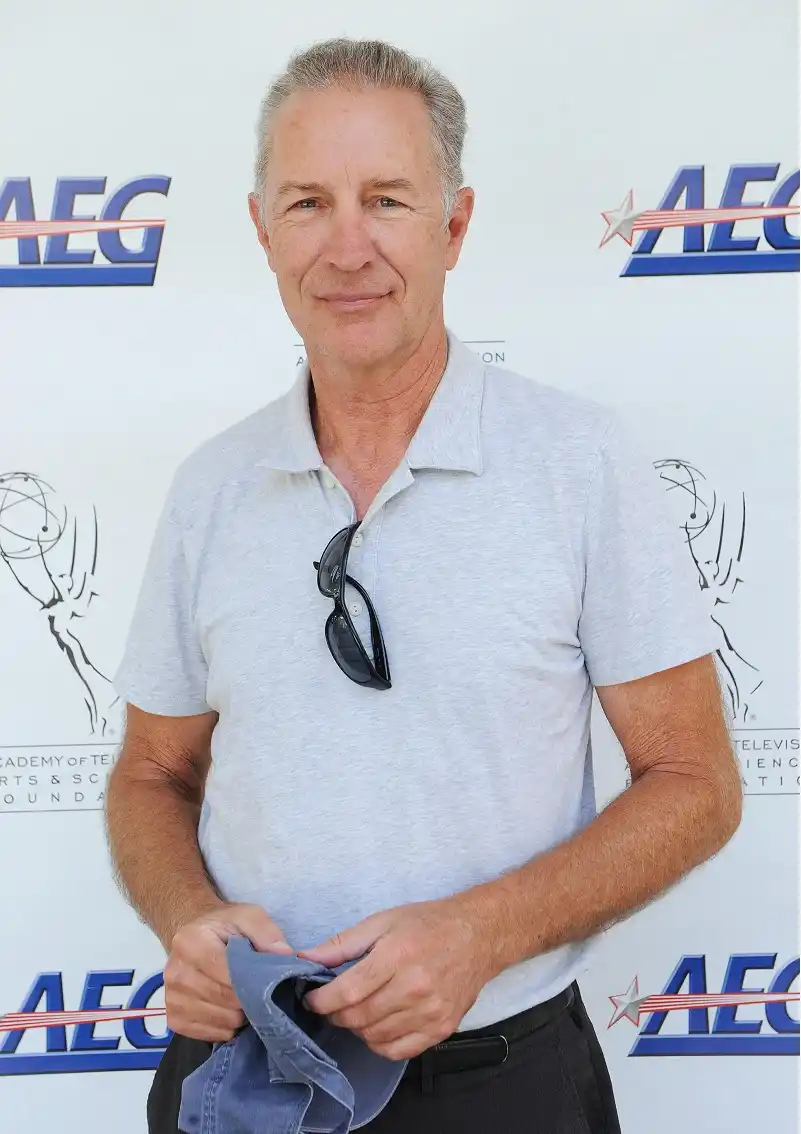 عکس در زمان| زندگی خصوصی جف پیرسون، عکسهای شخصی و بیوگرافی عکس در زمان| زندگی خصوصی جف پیرسون، عکسهای شخصی و بیوگرافی