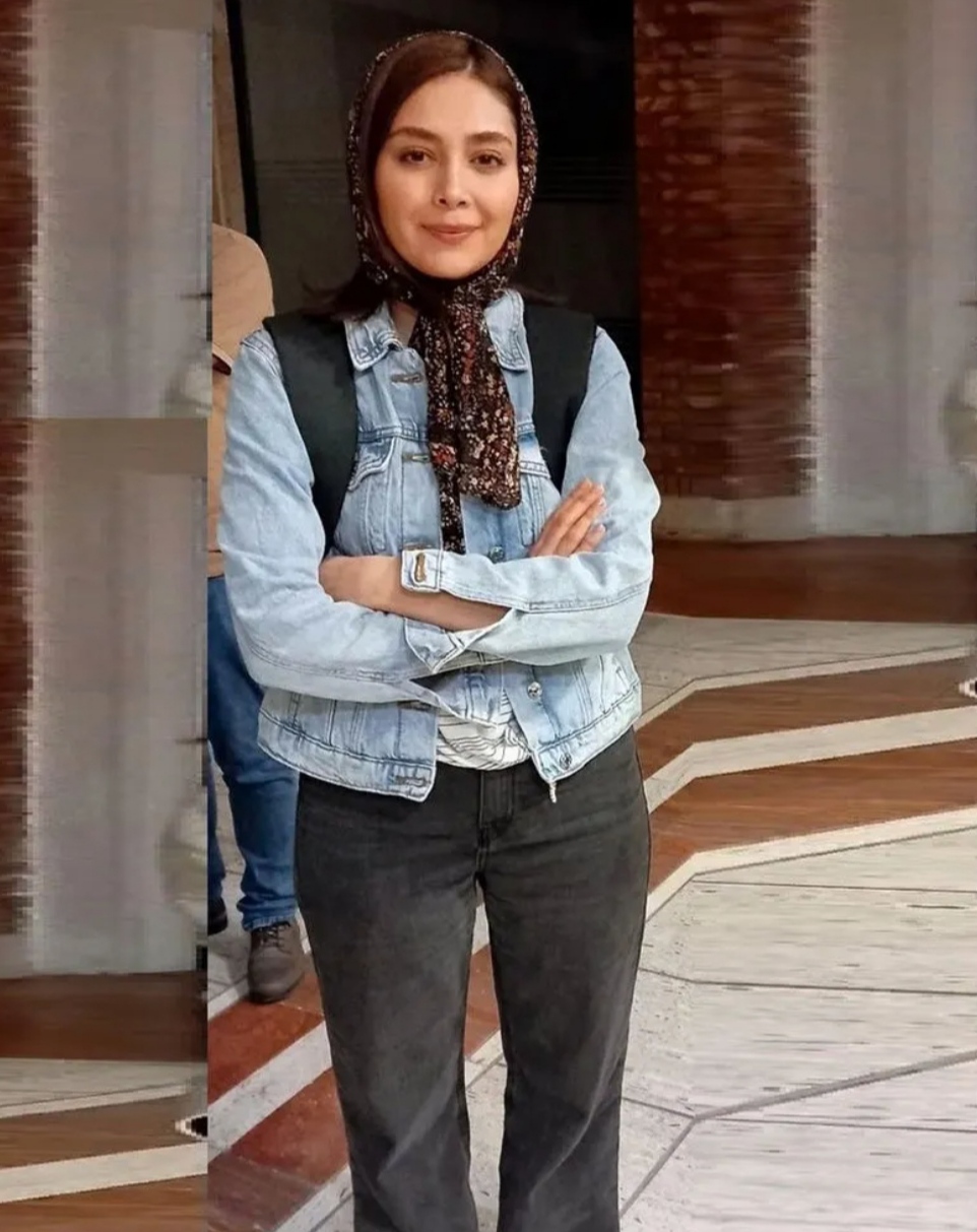 عکس در زمان|چهره متفاوت و جذاب دیبا زاهدی در ۳۳ سالگی؛ بازیگر نقش «نازلی» در سریال گناه فرشته عکس در زمان|چهره متفاوت و جذاب دیبا زاهدی در ۳۳ سالگی؛ بازیگر نقش «نازلی» در سریال گناه فرشته