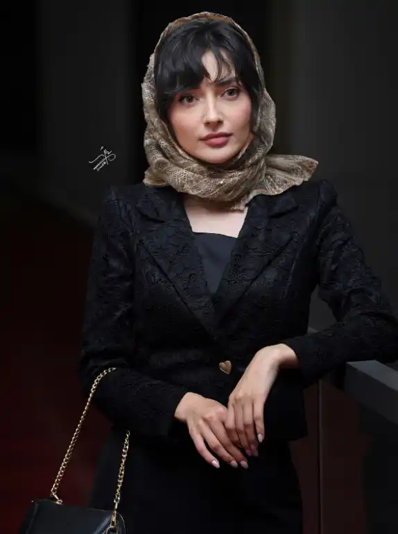 عکس در زمان|چهره دیدنی نورا محقق در اکران عمومی فیلم سینمایی مجنون