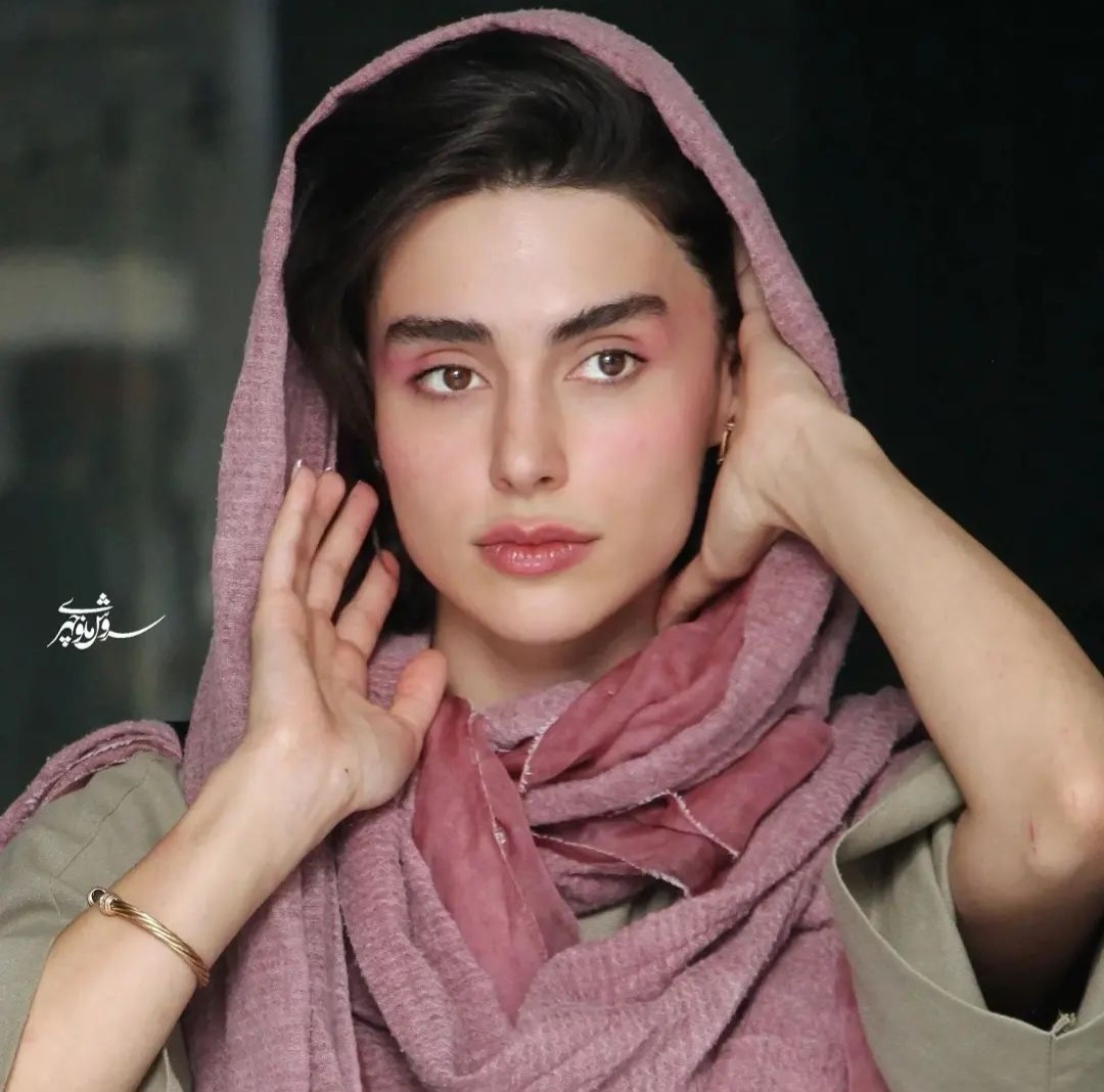 عکس در زمان|چهره متفاوت لاله مرزبان با استایل و آرایش تازهاش عکس در زمان|چهره متفاوت لاله مرزبان با استایل و آرایش تازهاش