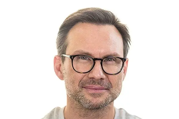 عکس در زمان| زندگی خصوصی و بیوگرافی کریستین اسلیتر، ستاره کاریزماتیک هالیوود عکس در زمان| زندگی خصوصی و بیوگرافی کریستین اسلیتر، ستاره کاریزماتیک هالیوود