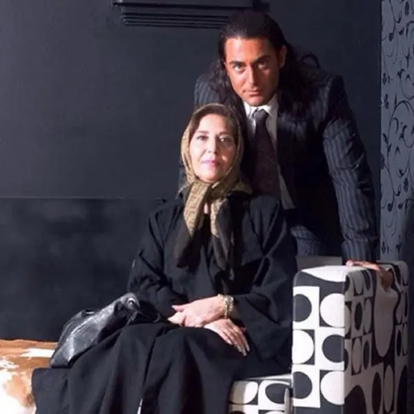 عکس در زمان|مادر شیک و باوقار محمدرضا گلزار در تصویری دیدنی عکس در زمان|مادر شیک و باوقار محمدرضا گلزار در تصویری دیدنی