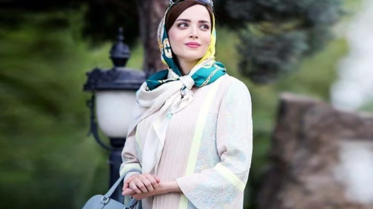 عکس در زمان| بهنوش طباطبایی با چهره خیرهکننده در کویر عکس در زمان| بهنوش طباطبایی با چهره خیرهکننده در کویر