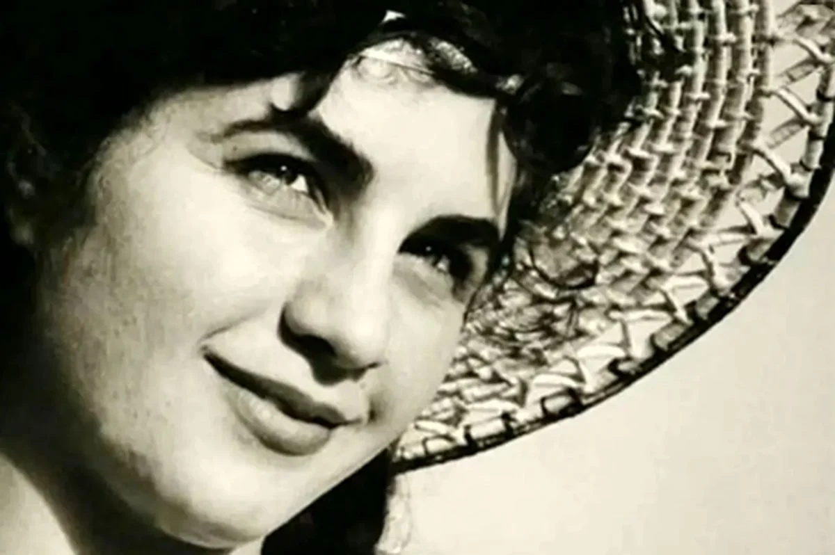 چهره روز | چهرۀ «فرانک» بازیگر سینمای قبل انقلاب در ۷۵ سالگی