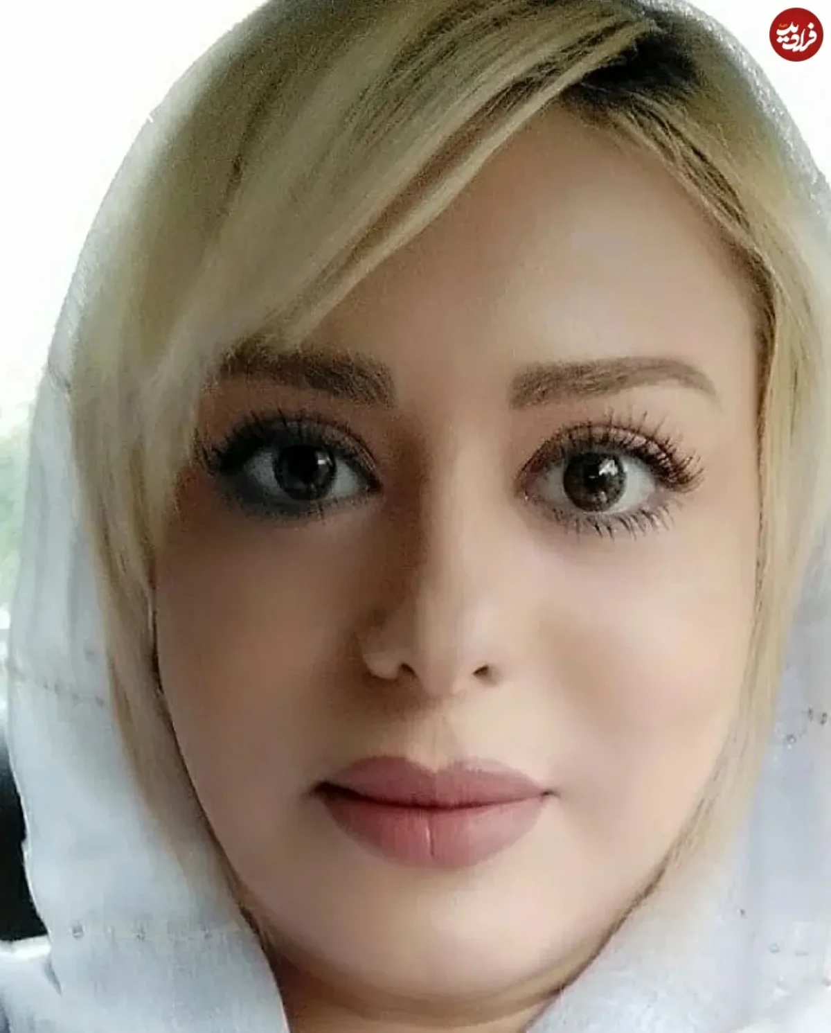 2025-12-07_19-57-58_696398 zahraovaissi_1759419343_3734602593269285766_1418306316_11zon