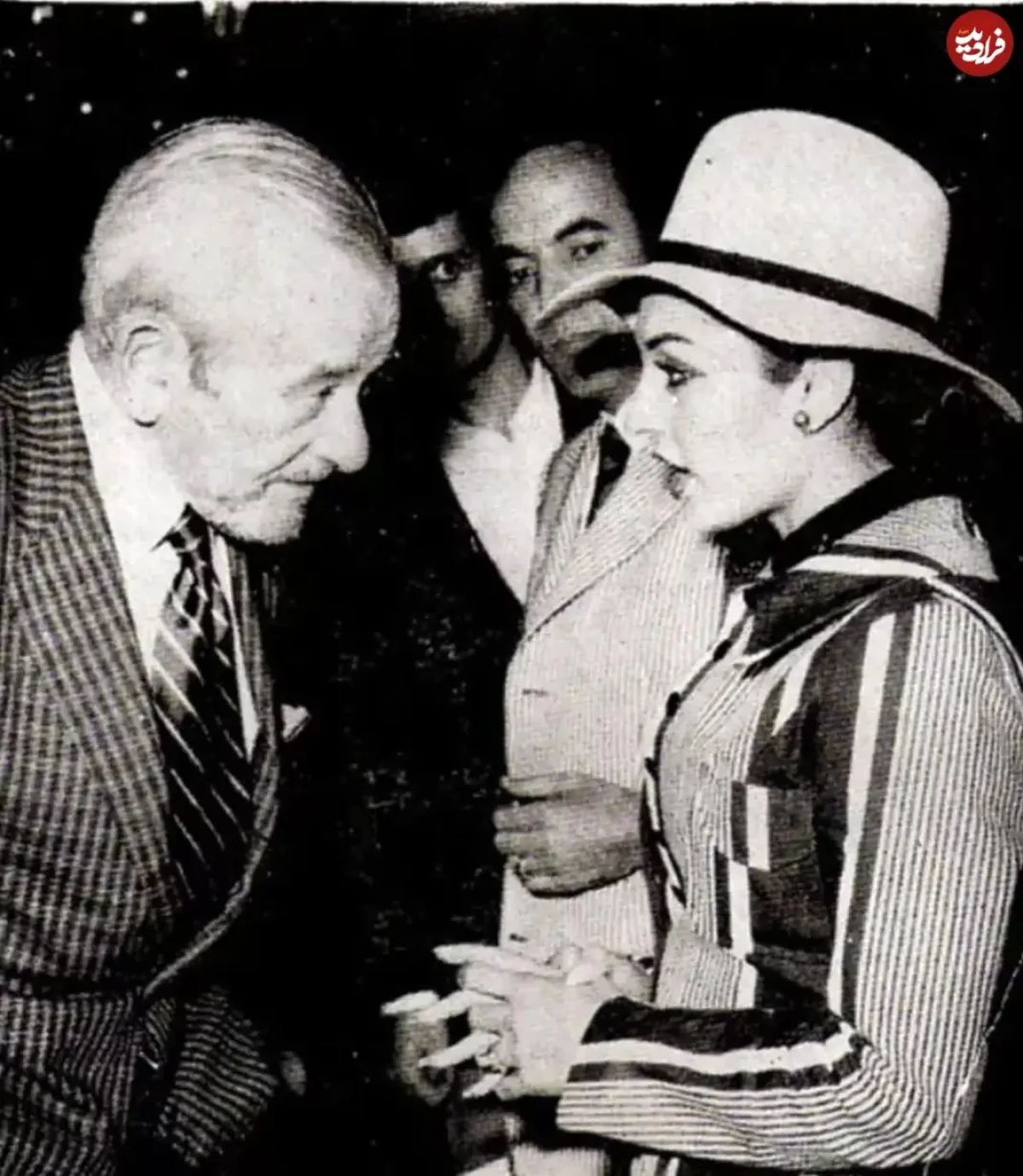 2025-12-07_21-28-02_754053 photogoogoosh_1719476142_3399534736366413403_47171307983_11zon