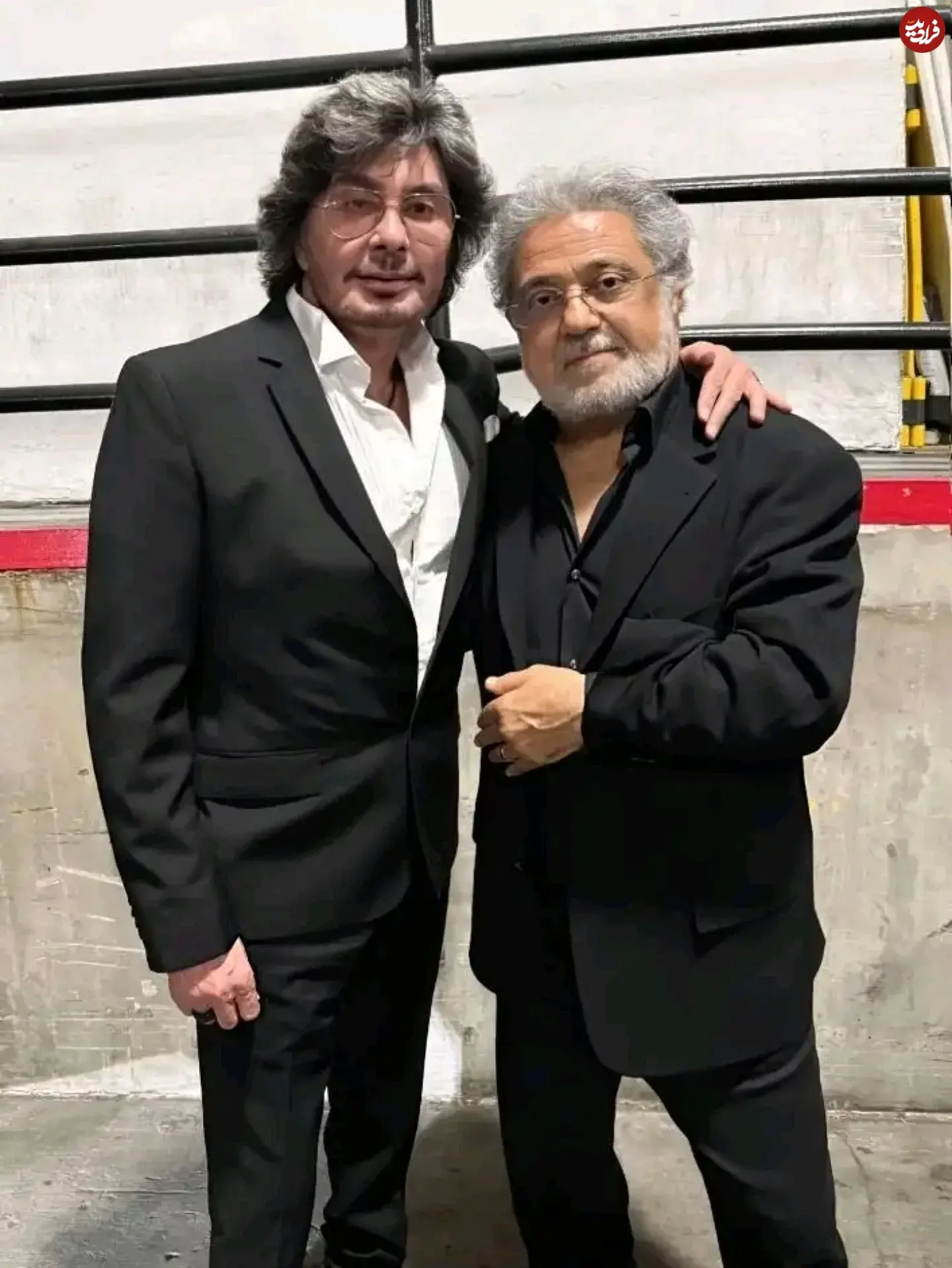 2025-12-07_21-37-59_474282 dariusheghbali_fan_1761601276_3752905972403452706_6923114051_11zon