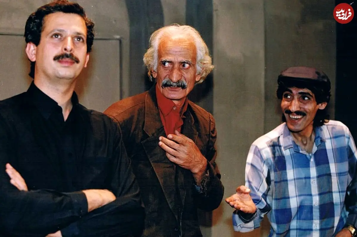 عکس| سفر در زمان؛ «کیومرث ملک مطیعی» در 27 سالگی و به همراه پسر 5 ماهه اش؛ سال 1342 عکس| سفر در زمان؛ «کیومرث ملک مطیعی» در 27 سالگی و به همراه پسر 5 ماهه اش؛ سال 1342