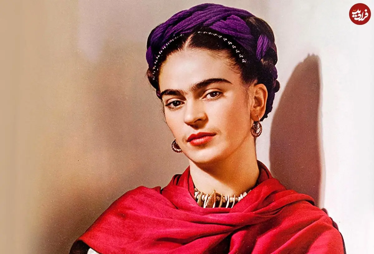 عکس| سفر در زمان؛ «فریدا کالو 19 ساله» در دوران دانشجویی؛ سال 1304