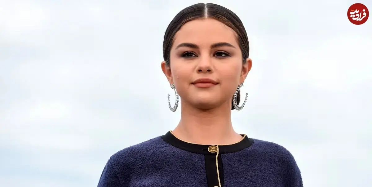 عکس| سفر در زمان؛ «سلنا گومز» در مراسم افتتاحیه یک کمپین در نیویورک؛ سال 1387 عکس| سفر در زمان؛ «سلنا گومز» در مراسم افتتاحیه یک کمپین در نیویورک؛ سال 1387