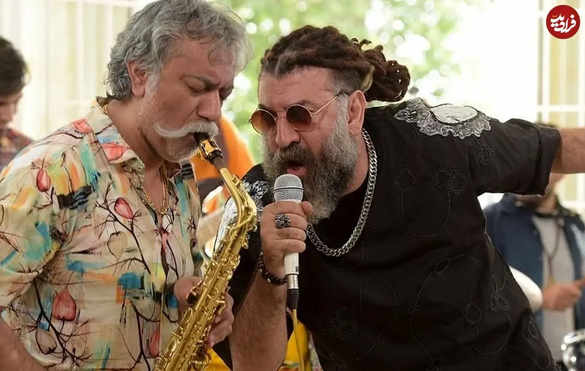 عکس| سفر زمان؛ «علی انصاریان» 5 ماه قبل از فوت به همراه مادرش در اکران آخرین فیلمش