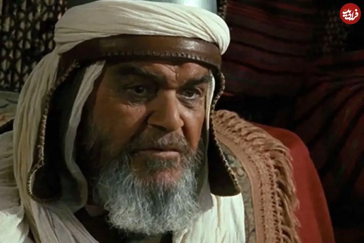 عکس| سفر زمان؛ «ولی‌الله شیراندامی» 42 ساله در حال ورزش در زورخانه؛ سال 52