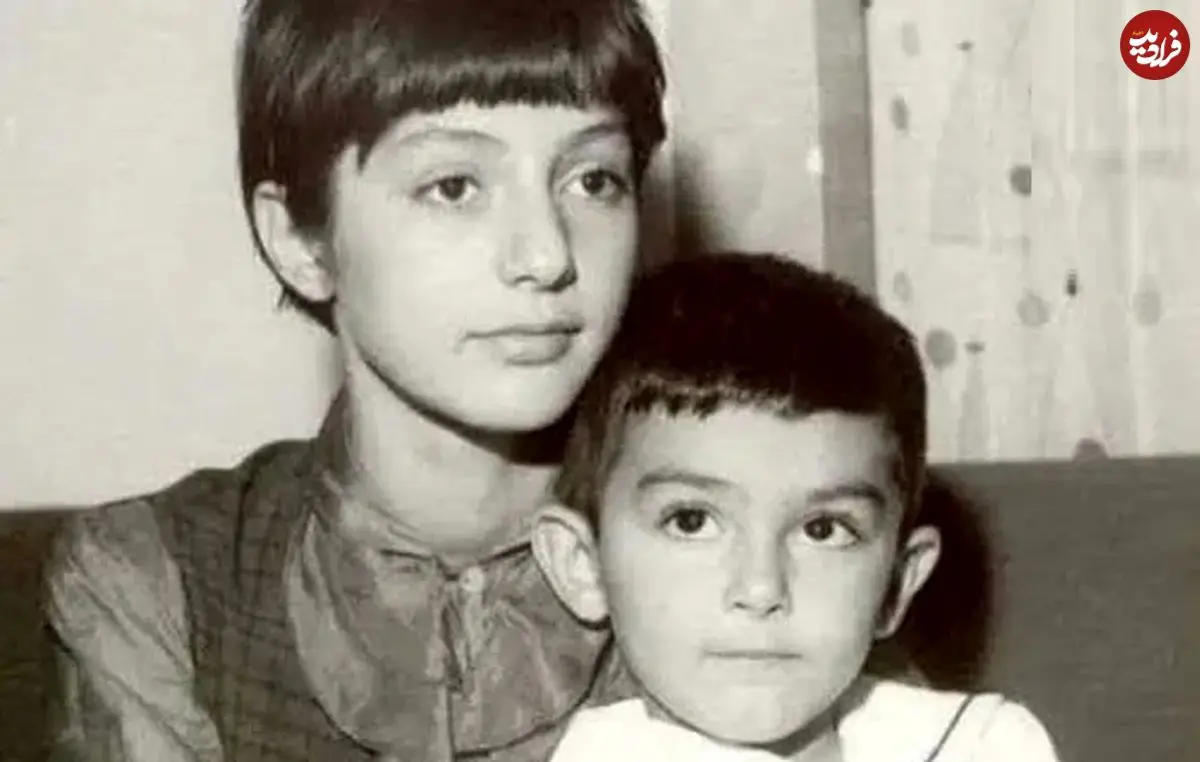 عکس| سفر زمان؛ عکس یادگاری «گوگوش» 17 ساله با مادرشوهرش در روز عروسی