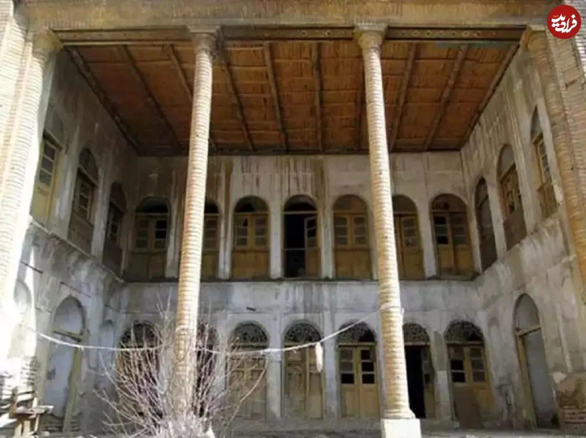 عکس؛ سفر در زمان؛ عمارت ملک‌التجار زیر سایه کوهستان؛ یکی از نادرترین خانه‌های اعیانی قاجار