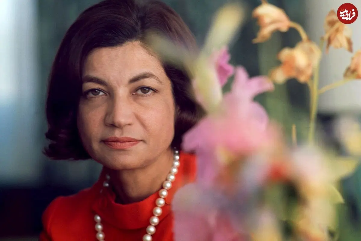 عکس| سفر در زمان؛ «اشرف پهلوی» در کنار پسر بزرگ اش شهرام در آمریکا؛ دهه 60