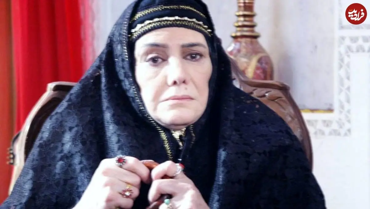 عکس| سفر زمان؛ چهرۀ «فخری خوروش» در 47 سالگی در کنار «بهمن مفید»؛ سال 1355