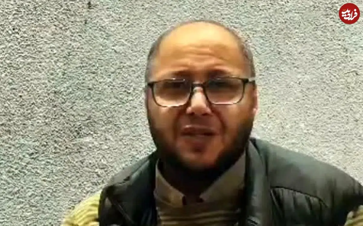 عکس| سفر زمان؛ چهرۀ «مازیار لرستانی» در 14 سالگی در اتاقش در حال خواندن کتاب