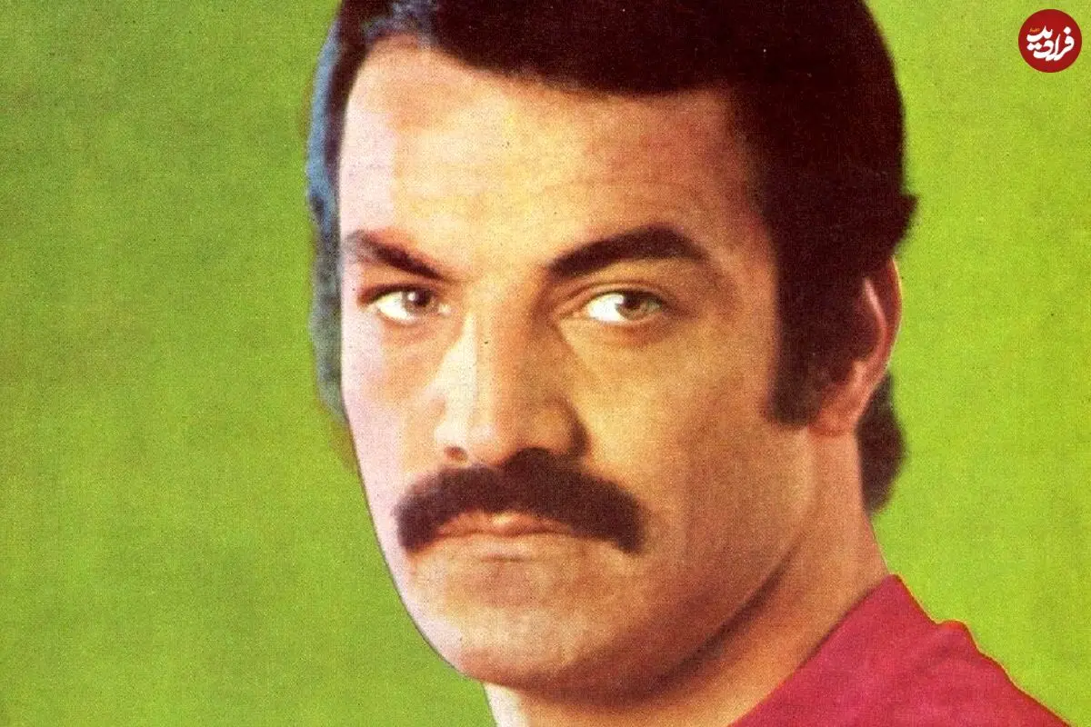 عکس| سفر در زمان؛ «سعید راد» در حال پیاده روی شبانه با پسر ایرج قادری؛ سال 1402