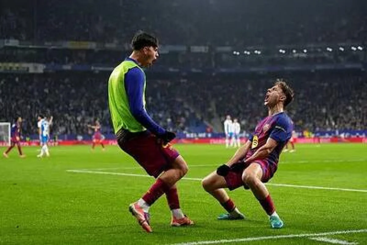 بارسلونا 2 - 0 اسپانیول؛ صدرنشینی قبل از سفر به عربستان