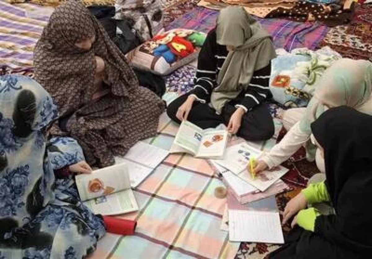 از شلوغی دنیا تا آرامش مسجد؛ روایت اعتکاف دختران سیستانی  فیلم - تسنیم