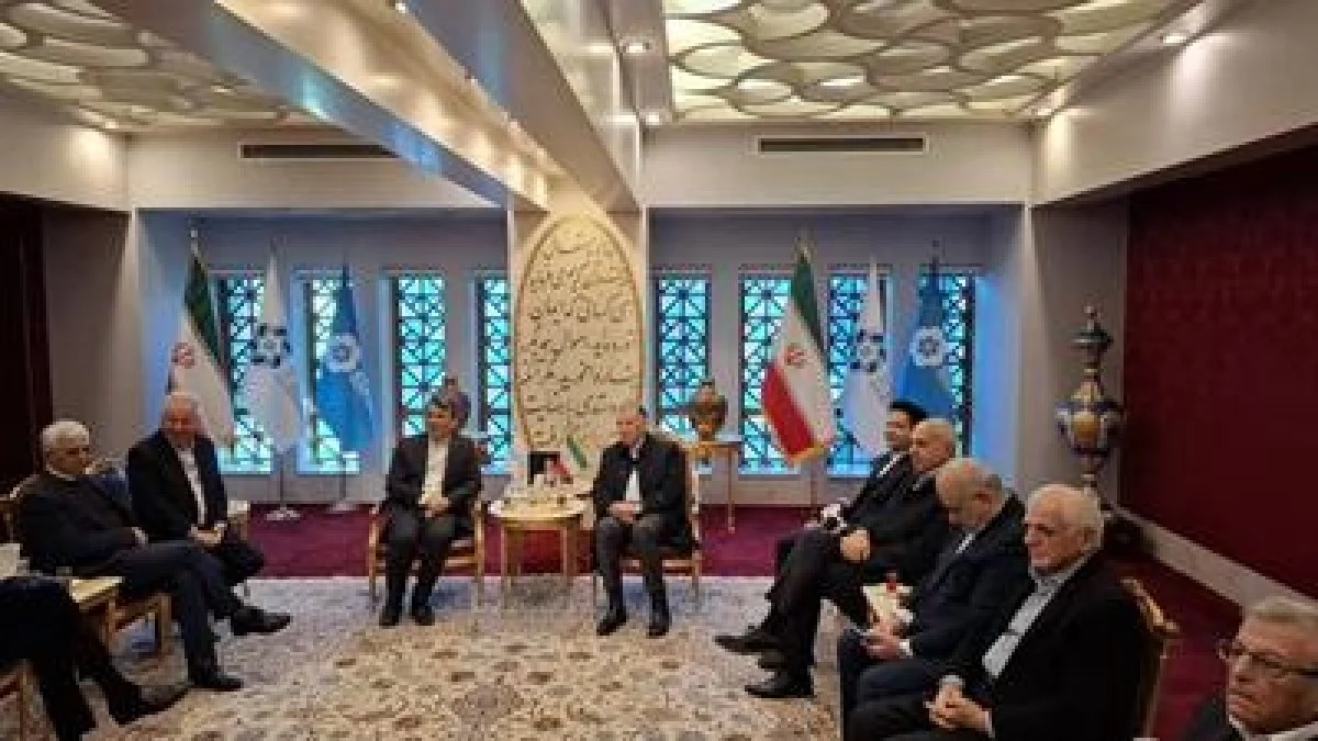 گزارش تصویری | نشست رئیس و هیات رئیسه اتاق ایران با هیات نمایندگان اتاق اصفهان