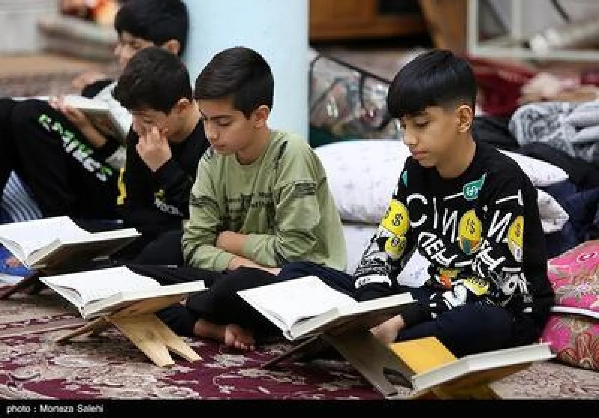 تجربه‌ای متفاوت از میعادگاه معنوی نخبگان تحصیلی در اصفهان فیلم - تسنیم