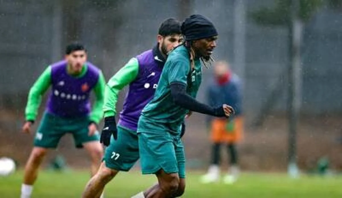 ستاره روبه‌روی درب خروج؛ علت نارضایتی اوسمار از بیفوما چیست؟