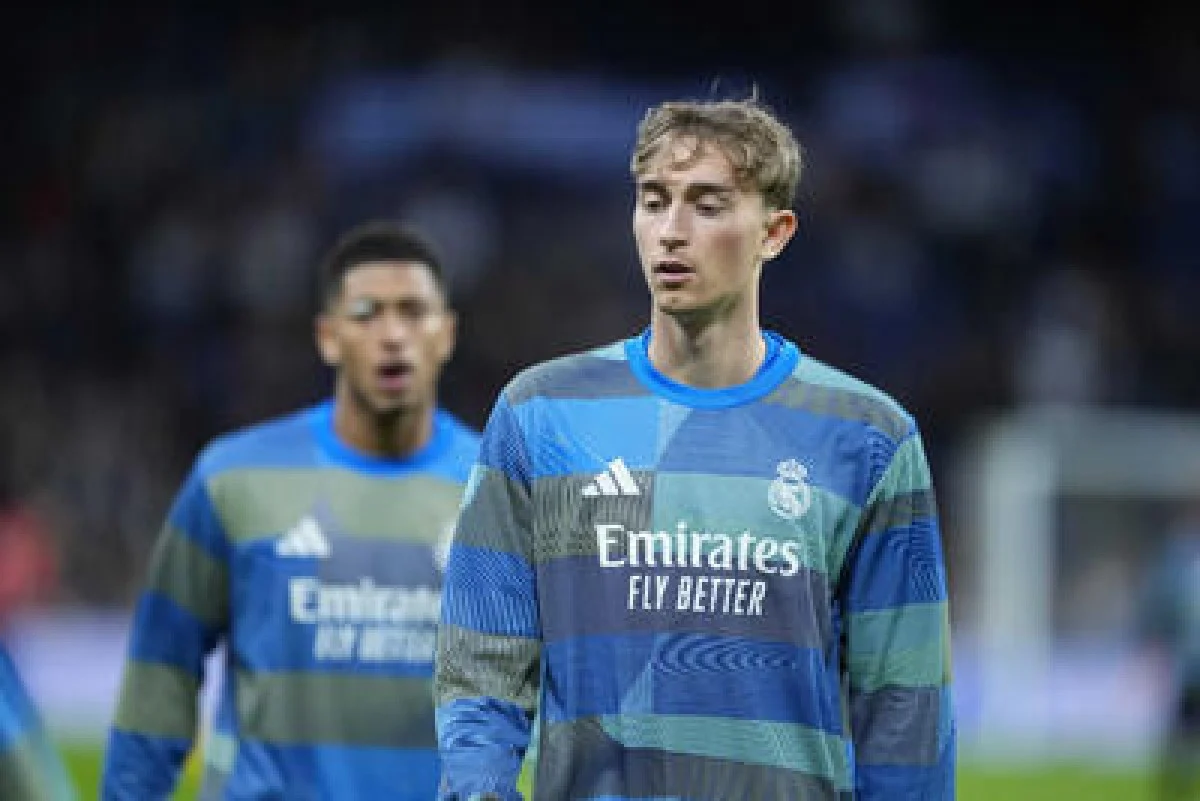 دین هاوسن مصدوم شد؛ حضور مدافع اسپانیایی در سوپرکاپ در هاله‌ای از ابهام