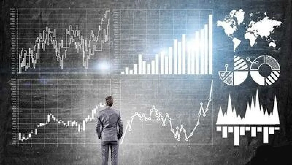 کارشناسان درباره آینده بورس چه می گویند؟