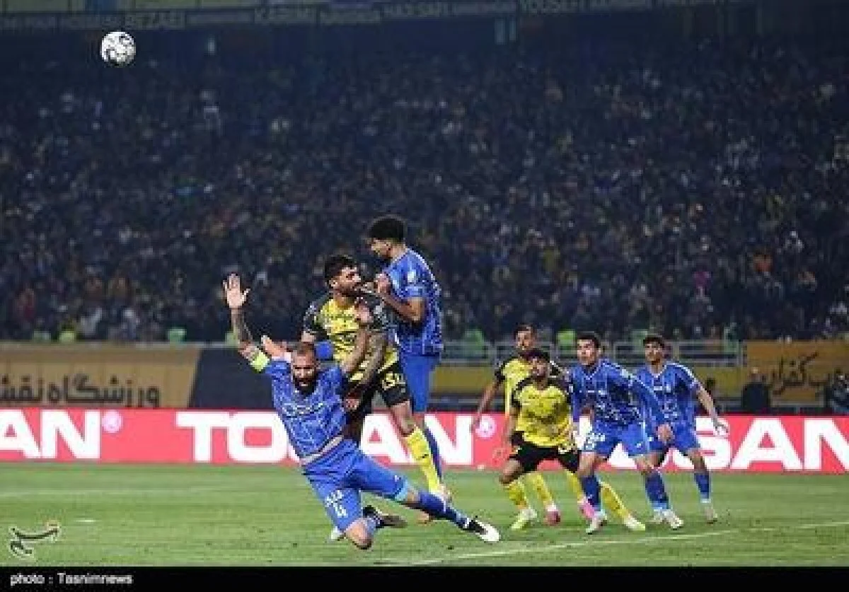 فریبا: چمن خوب نیاز استقلال است - پارس فوتبال