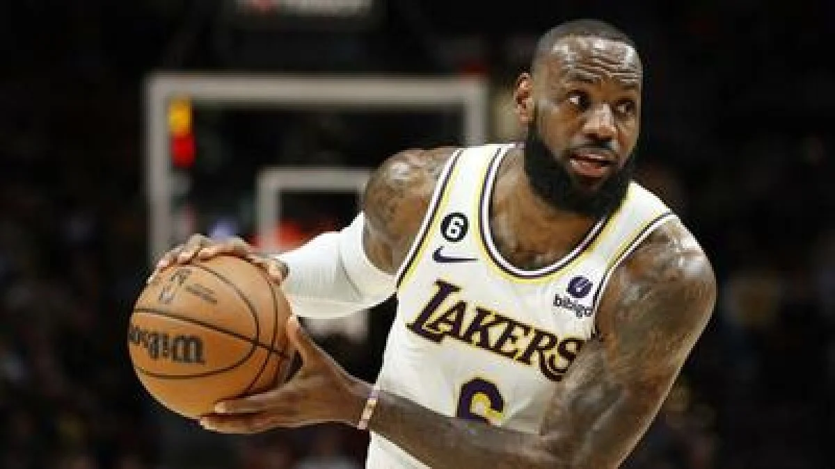پیروزی لیکرز با رکوردی بی‌سابقه در NBA