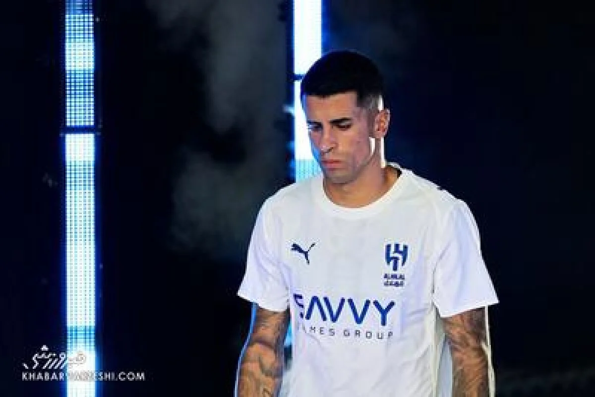 رقابت داغ بر سر ستاره پرتغالی؛ او بارسلونا را می‌خواهد - پارس فوتبال