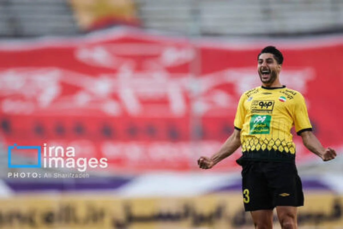 جدال سپاهان و تراکتور برای جذب ستاره لژیونر - پارس فوتبال