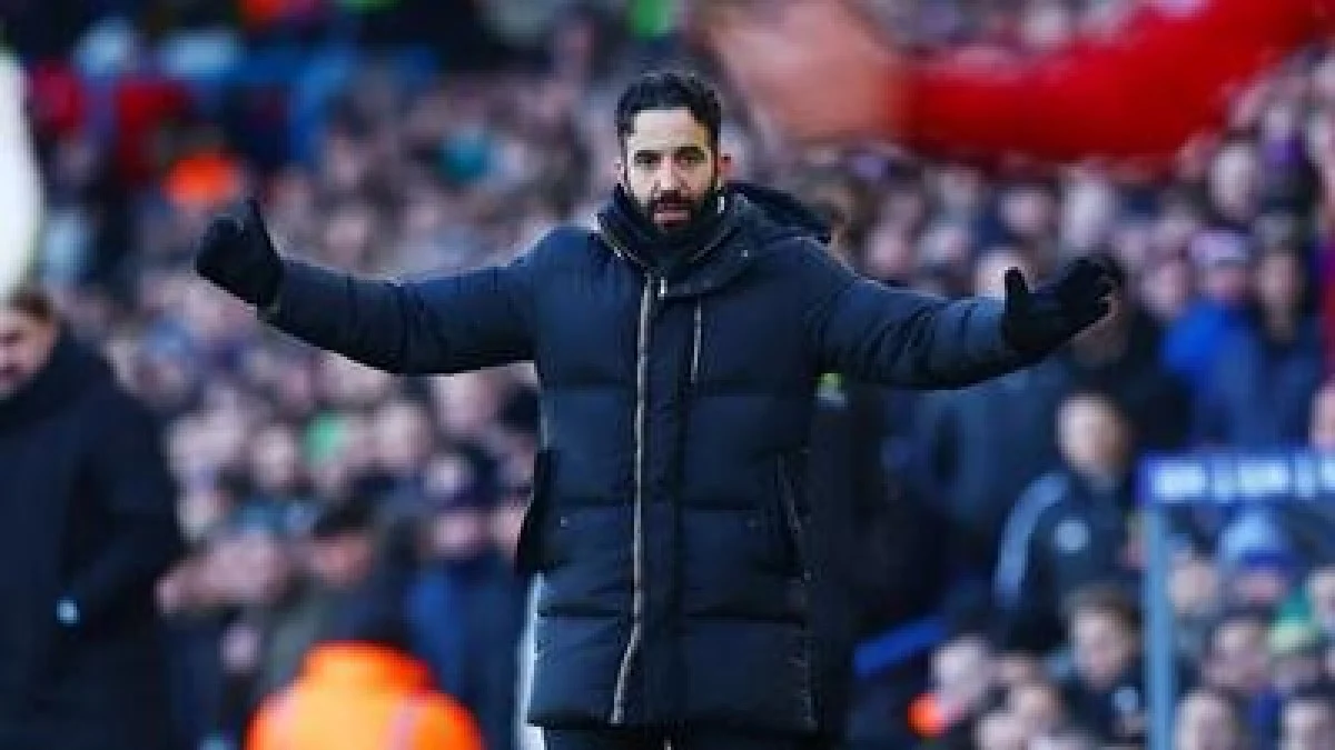 منچستریونایتد دوباره سرمربی عوض کرد