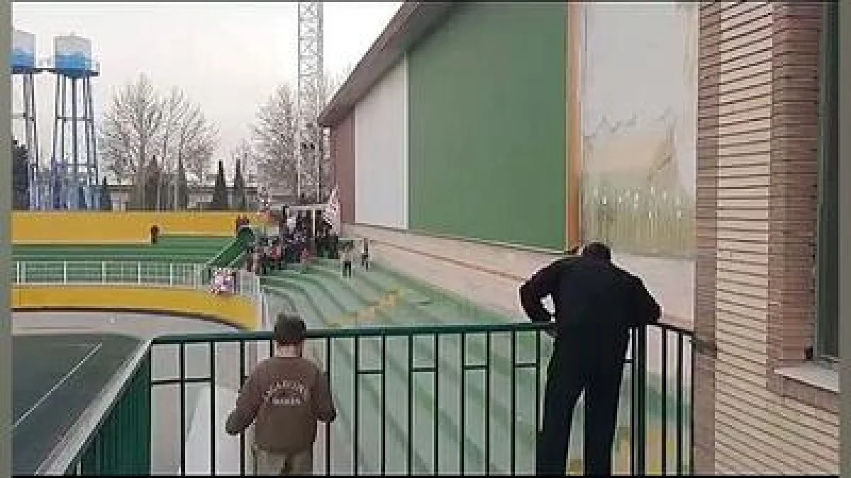 ویدیو| کاپیتان تیم ملی ایران در لیگ دو!