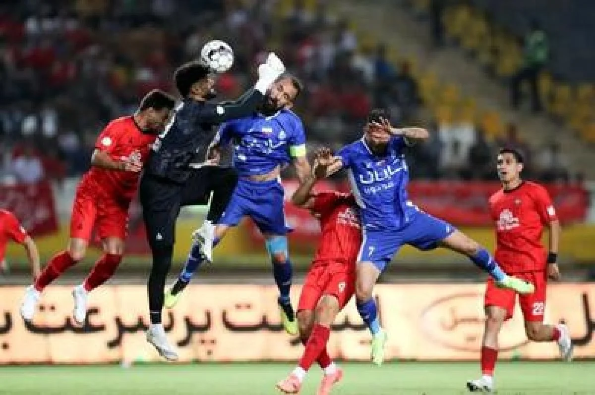 خط‌ونشان تراکتور برای استقلال؛ بازی فقط در تهران!