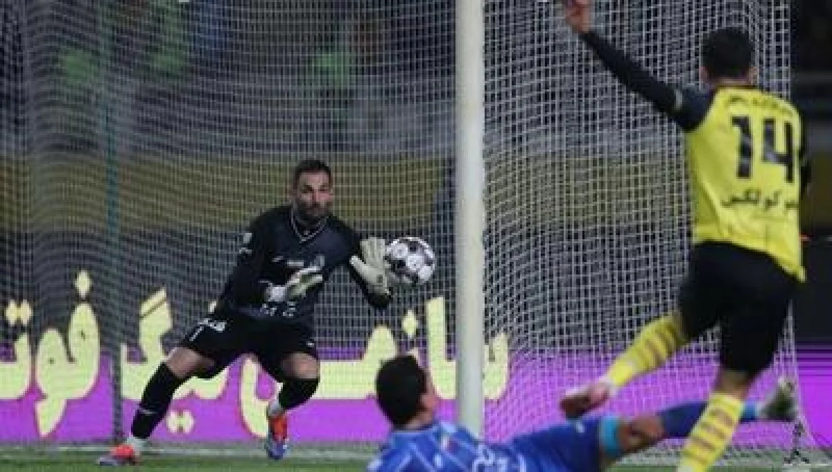 ارزیابی عملکرد آنتونیو آدان در نیم‌فصل اول؛ حمایت آتیلا حجازی از دروازه‌بان استقلال