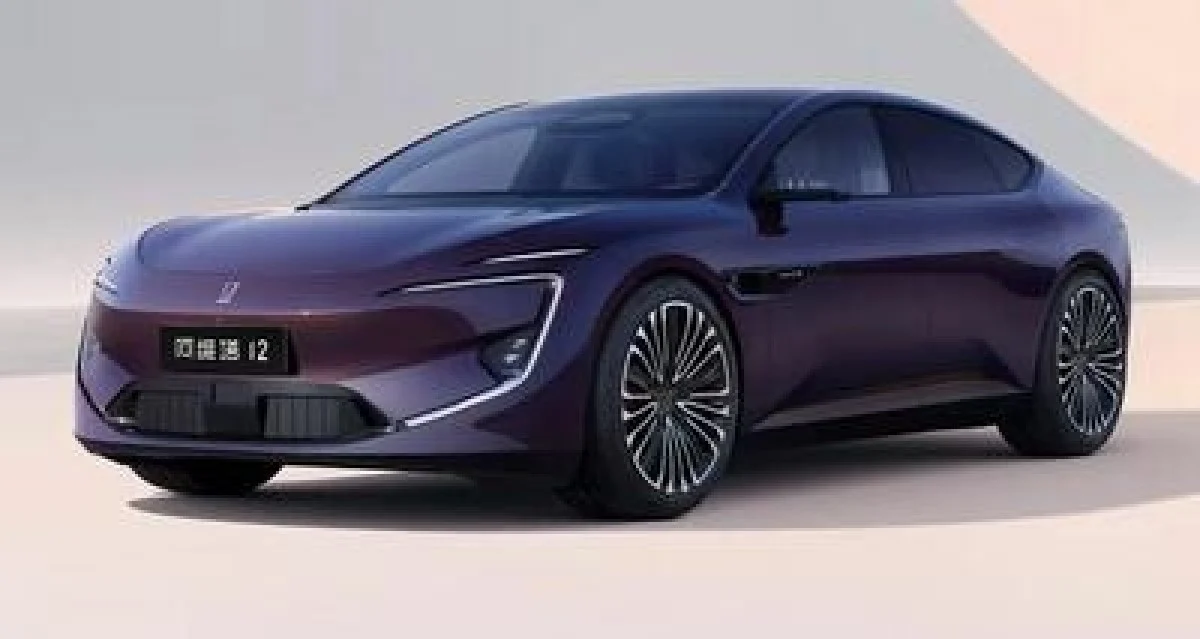 آواتار 11 و آواتار 12 سایپا با چهار تیپ به نمایشگاه مشهد آمدند