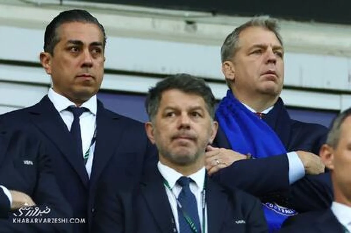 خشم هواداران از سیاست‌های مالک ایرانی باشگاه؛ بحران در لندن به اوج رسید