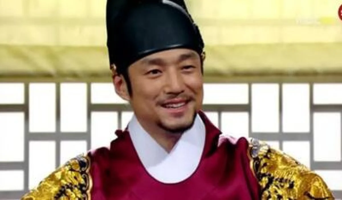 آلبوم عروسی «امپراتور سوکجونگ» (سریال دونگ‌یی) در 33 سالگی