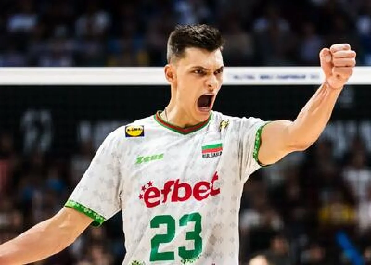 شعبده‌بازی هم‌تیمی خانزاده و دومین بازیکن برتر دنیا