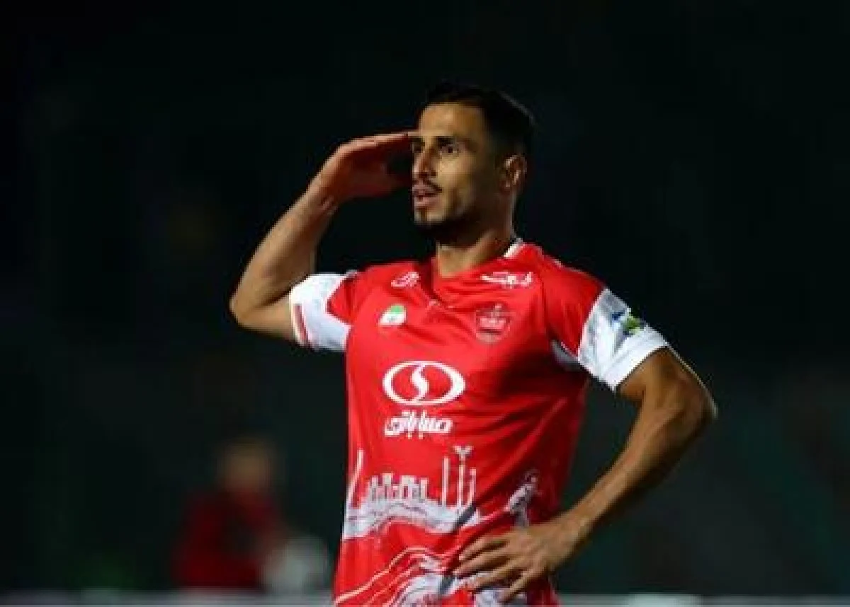 فوری| مهاجم گلزن پیام داد: حاضرم با پرسپولیس سفید امضا کنم