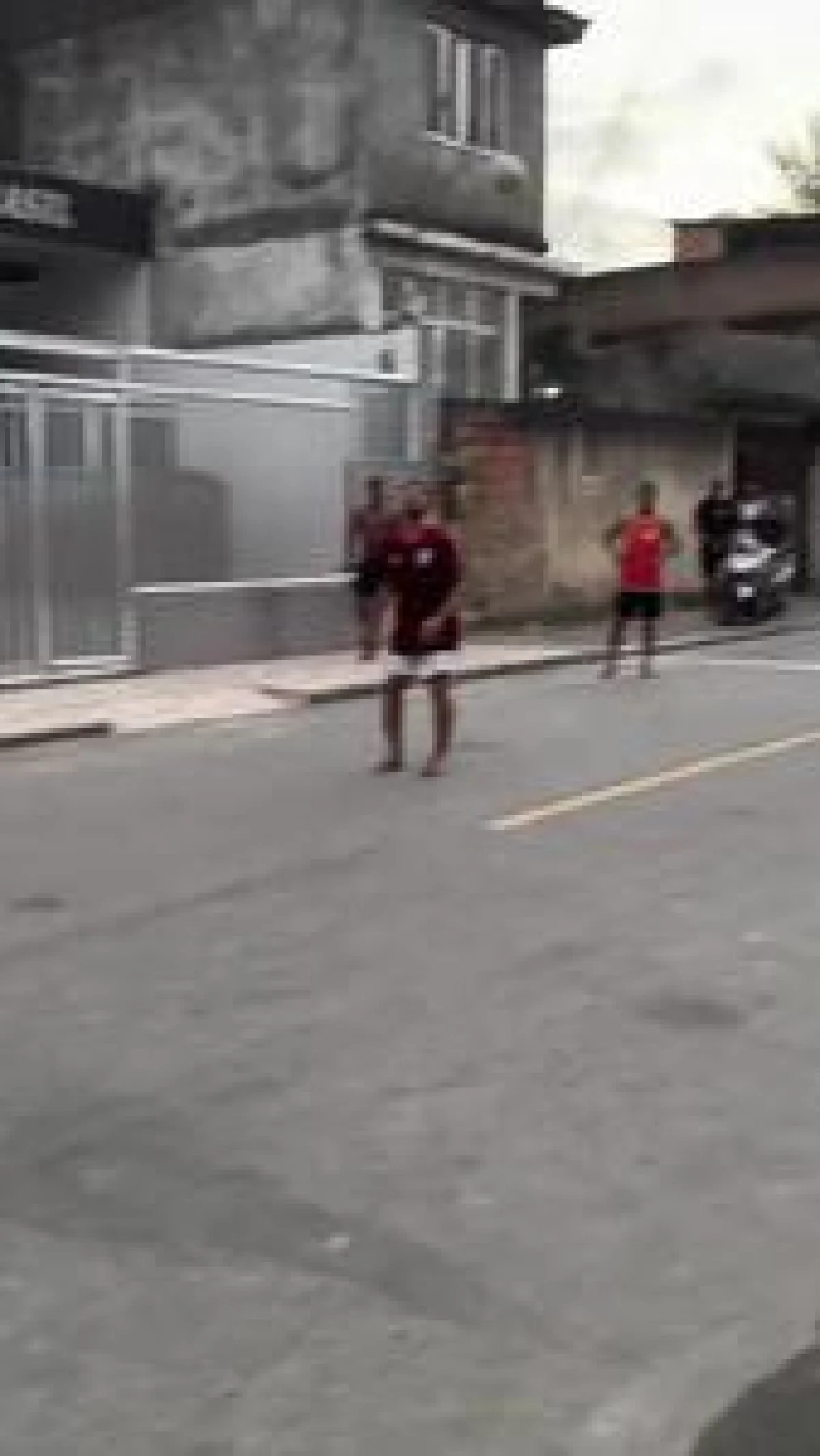 ویدئو: تکنیک سامبایی در کوچه های برزیل با چاشنی جشن گلِ پالمر - پارس فوتبال